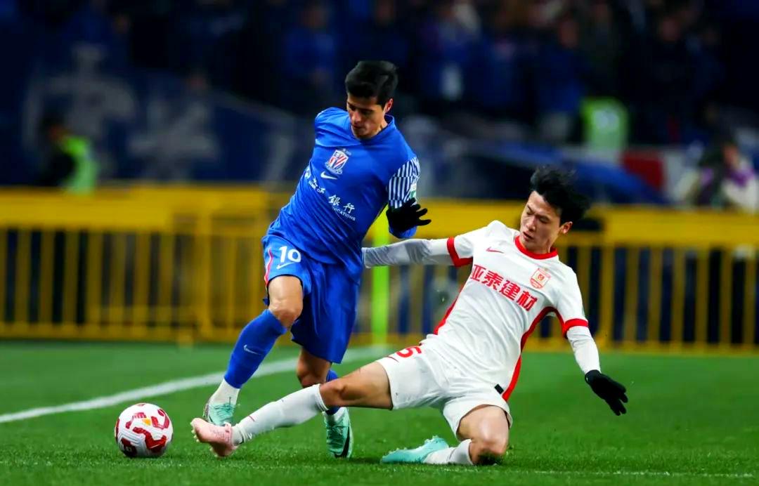 包含中超国际比赛日再迎强敌；上海申花完成体检；主帅态度：目标明确；赛季目标并未改变的词条