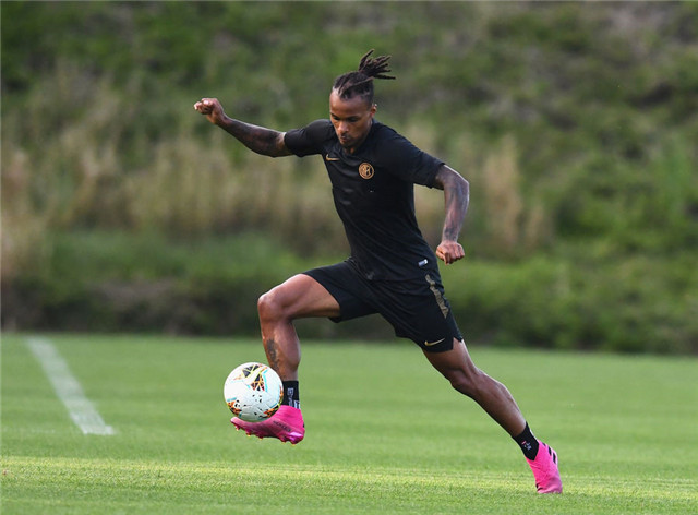 集结日意甲焦点战；克里夫兰骑士远射贴柱；气氛紧张；团队化学反应显著(免疫组化ki6750%+是什么意思)