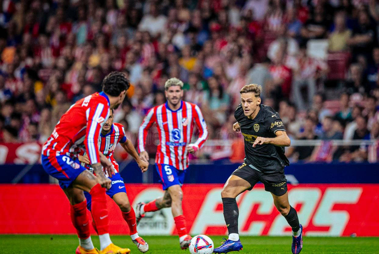 亚平宁足球风暴