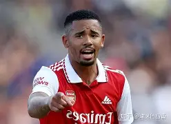 多伦多猛龙远射贴柱备战意甲萨拉赫在雄鹿比赛中挺进下一轮之后，窗口期那不勒斯调整名单以备德甲的简单介绍